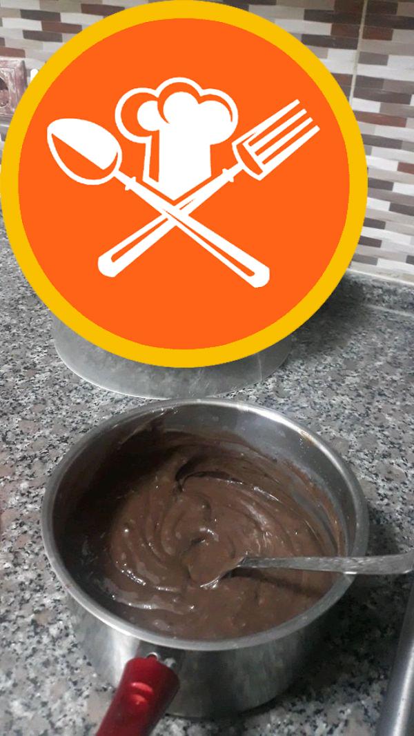 Σοκολατένιο κέικ Modavik