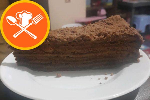 Σοκολατένιο κέικ Modavik